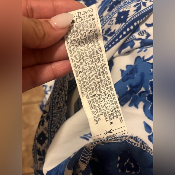 Forever 21 Top - Picture 4 of 9